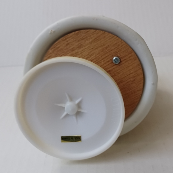 4/$40 Musical Figurine - Picture 8 of 8